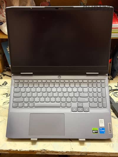 LENOVO LOQ