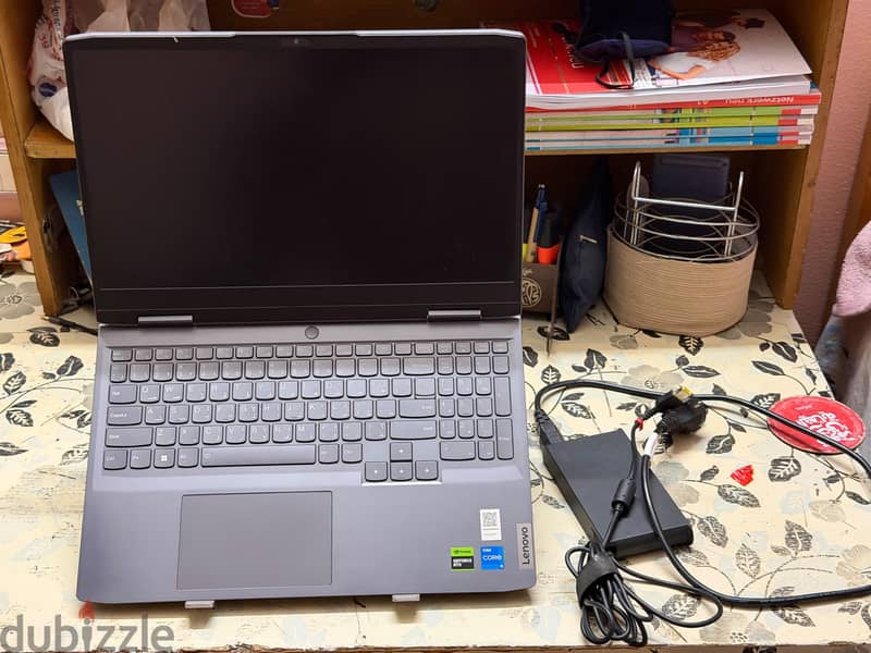 LENOVO LOQ 1