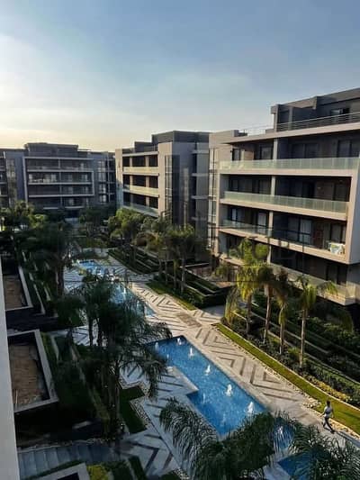 شقة مميزة للبيع نص تشطيب في الباتيو أورو من لاڤيستا للتطوير العقاري التجمع الخامس El Patio Oro By La vista Developments