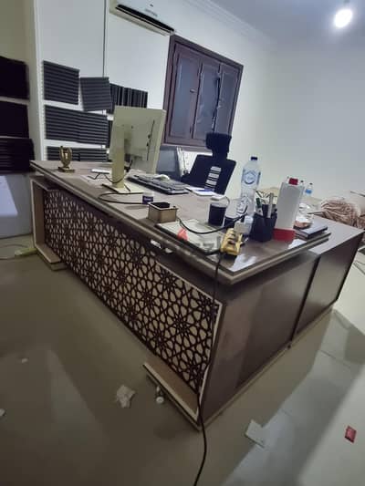 مكتب مدير كبير