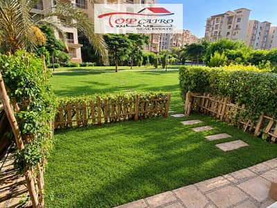 Apartment for sale in Madinaty in B1 ground floor with a garden, super-luxurious finishes, and very distinctive features, located in a very distinctive area with services