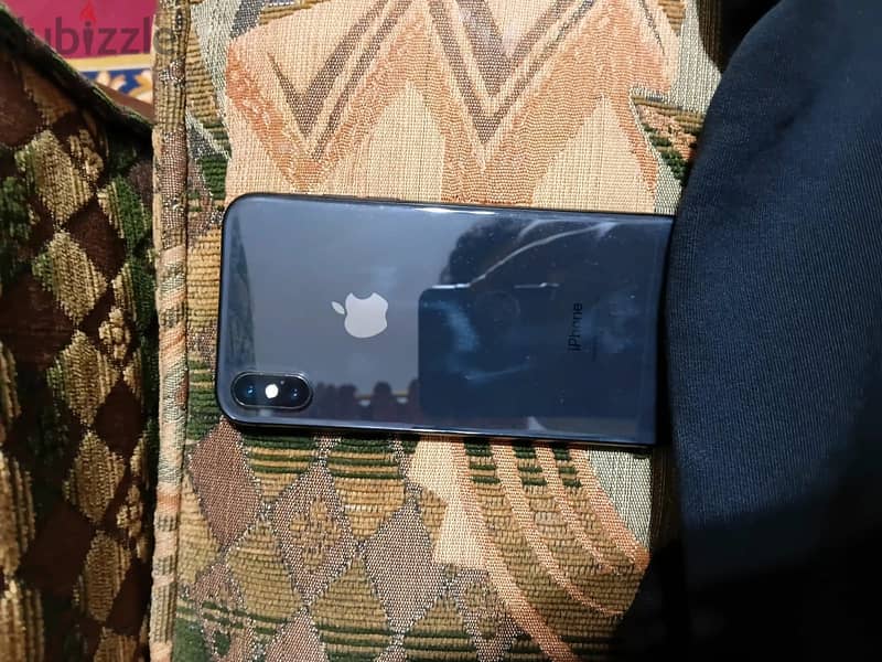 Apple - iPhone X 2