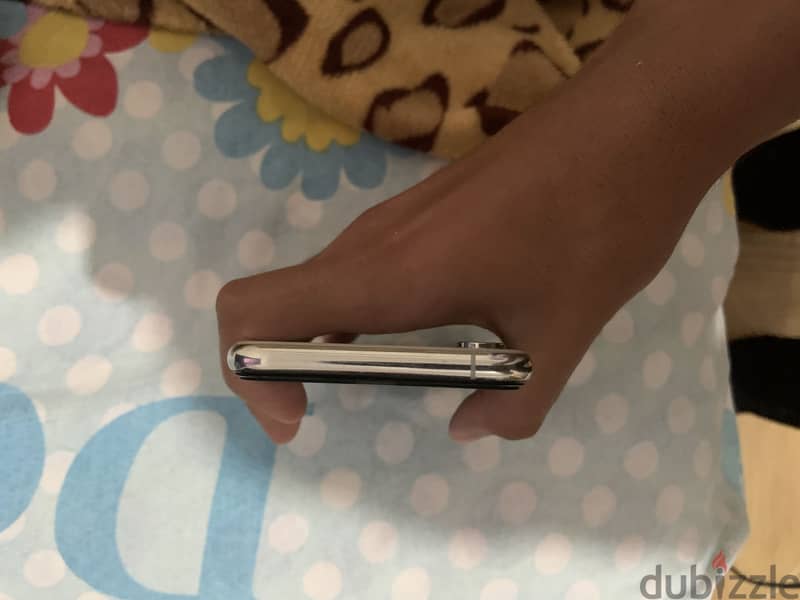 Apple - iPhone XS 11