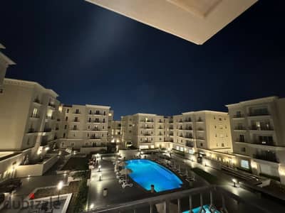  Luxury apartment for rent in Mivida Boulevard! 191 m² fully furnished, 2nd floor with breathtaking pool & landscape views. Luxury beyond imagination! ‍