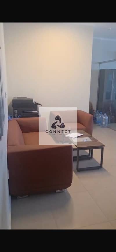 A premium office for rent in Madinaty’s East Hub Mall, featuring an excellent location and view; finished to a high standard (super-lux) and fully fur