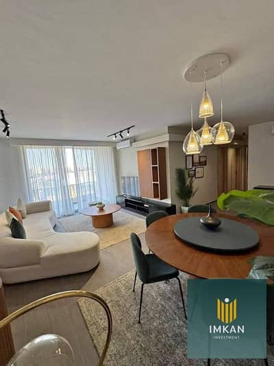 Apartment for sale with a down payment of only 500,000 EGP; super-luxuriously finished, located in the Hyde Park compound (Fifth Settlement), featurin