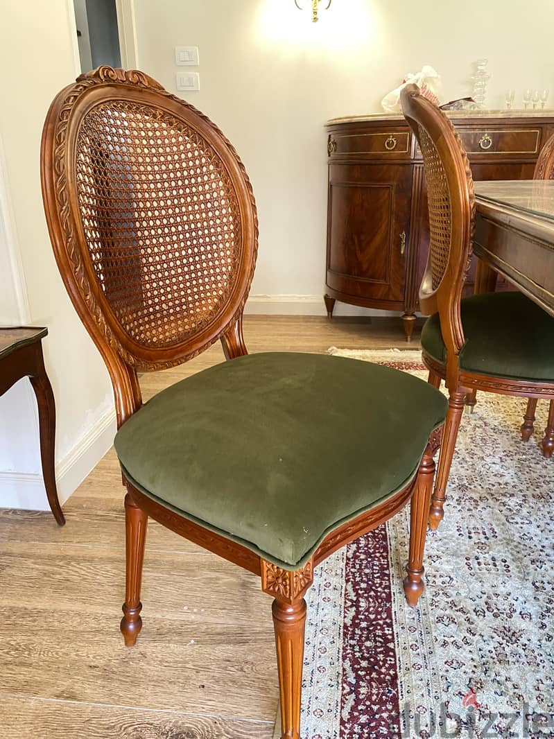 Dinning room 1
