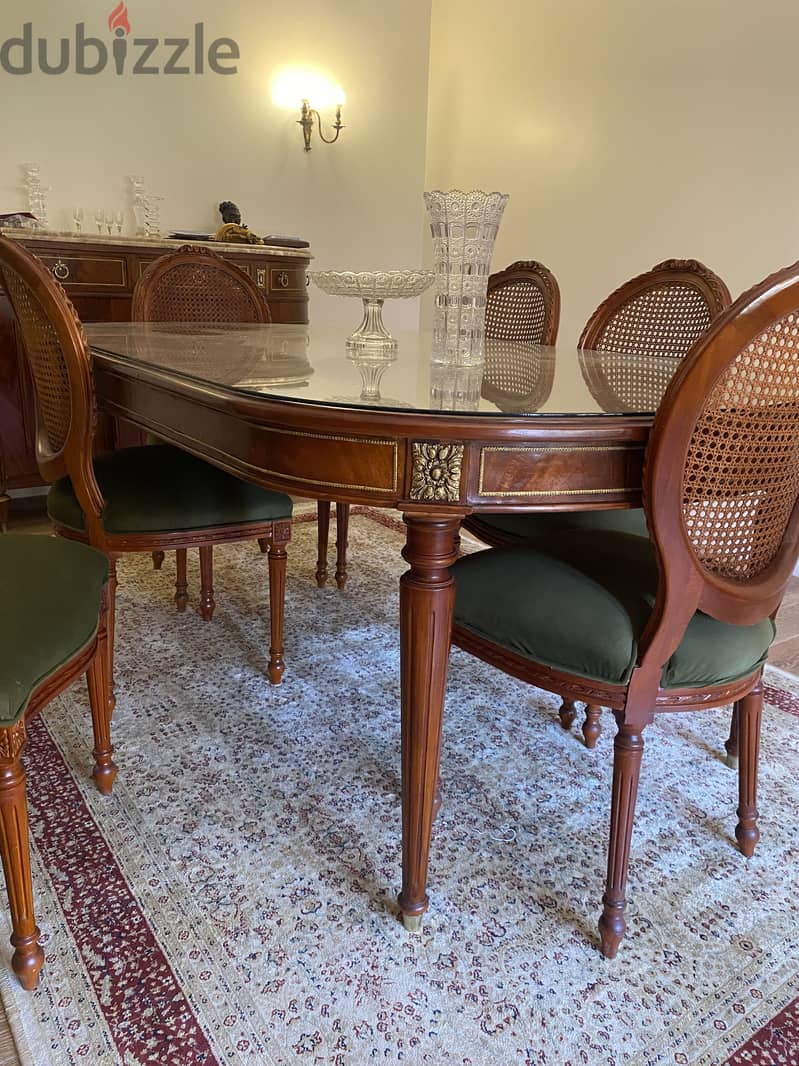 Dinning room 5