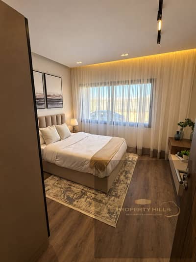 Apartment 3 bed Fully Finished with ACs for Sale in Village West, Sheikh Zayed | Ready to Move