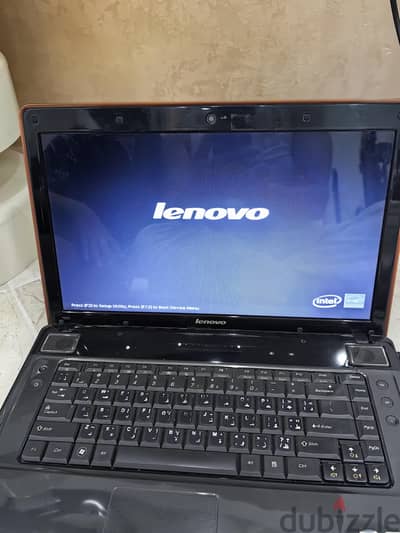 لابتوب لينوفو مركب له هارد SSD 256 جديد