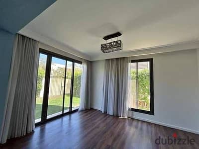 A distinctive apartment for sale in Mountain View 1, New Cairo, directly opposite Al Rehab, ready for immediate move-in with a distinctive lagoon view