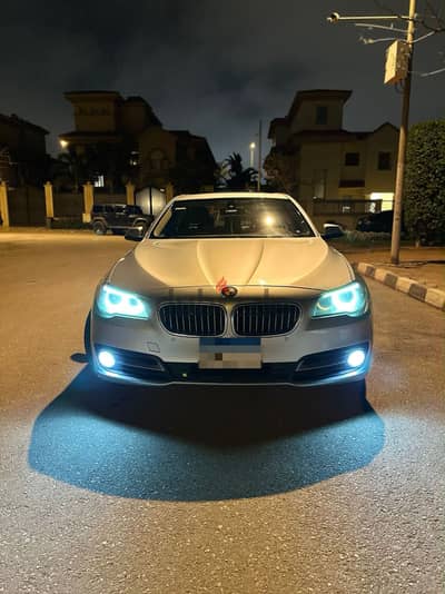BMW 520 2015