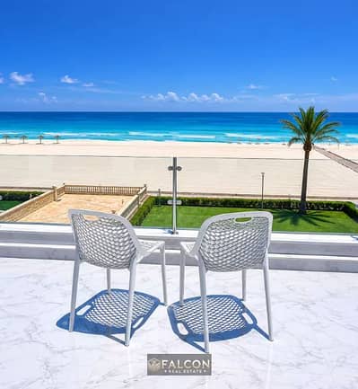 Villa for sale sea view first row high end finished and fully furnished in Marina 5