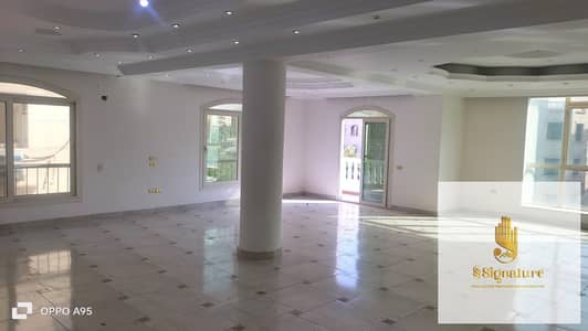 Spacious, fully finished apartment for rent (unfurnished) in the Fifth District, Fifth Settlement; features an open street view.
