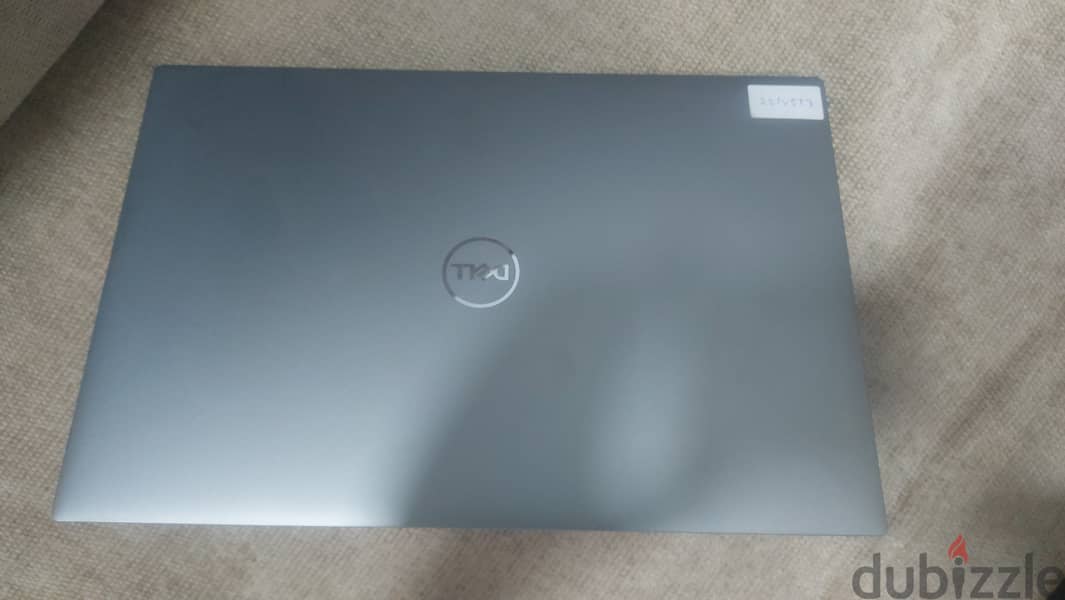 Dell Precision 5570 1