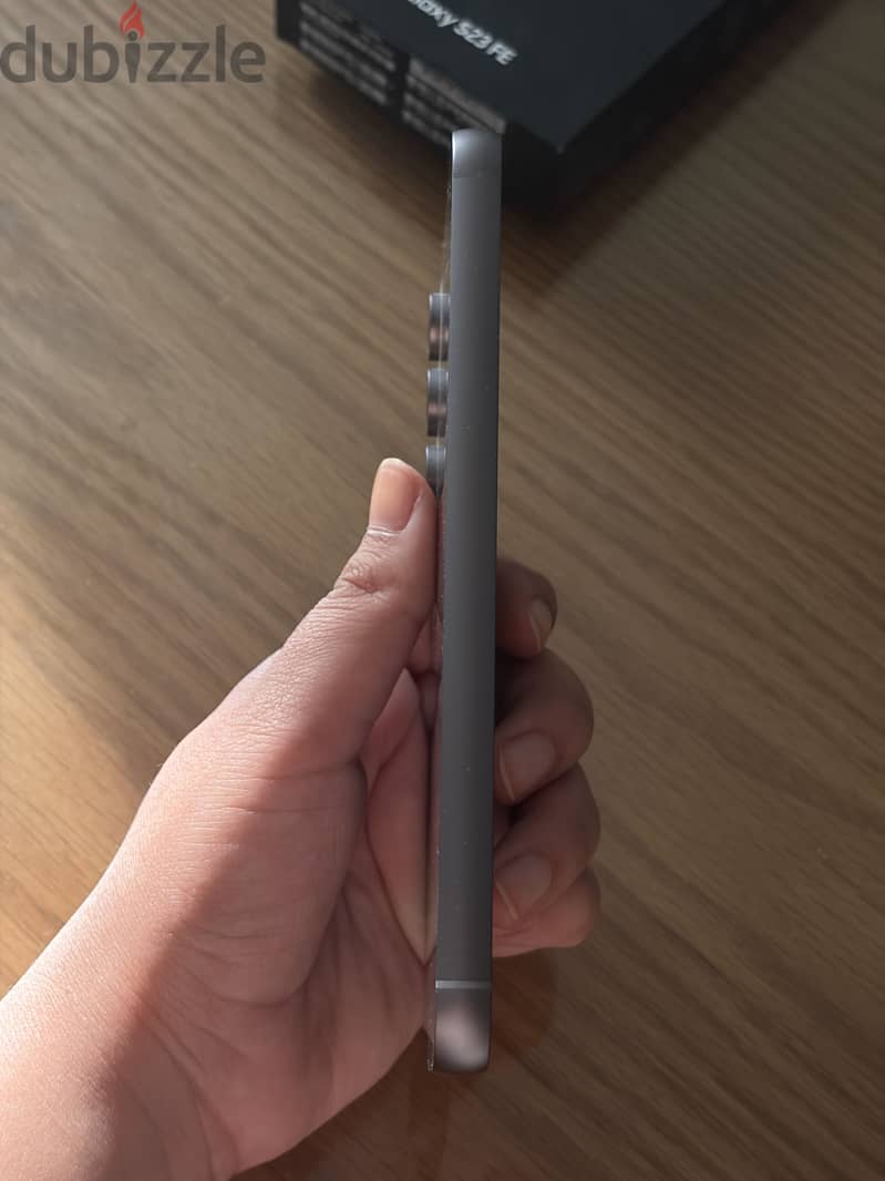 Samsung S23 5