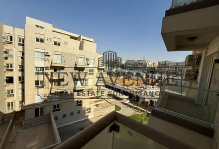 شقة جاهزة للتسليم بإطلالة جانبية على النادي للبيع في ماونتن فيو سيتي - المرحلة كلوب بارك التجمع الخامس القاهرة الجديدة من تطوير ماونتن فيو MVIC