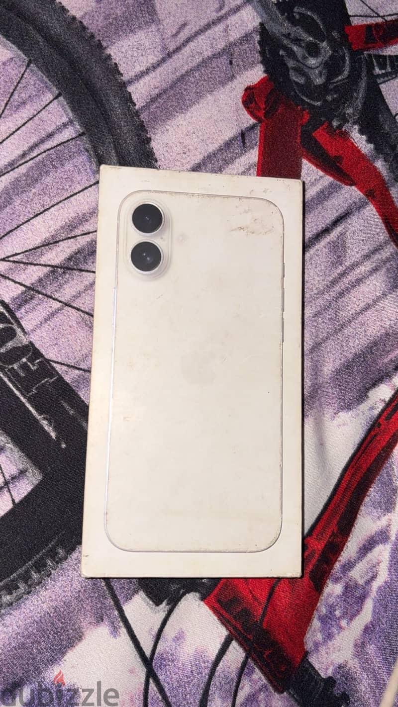 Apple - iPhone 16 Plus 9