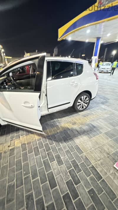 Peugeot 3008 2015