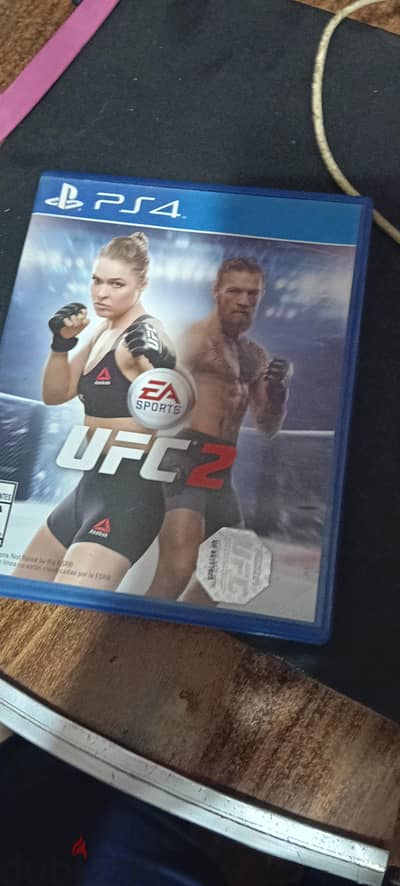 CDs ps4 للبيع