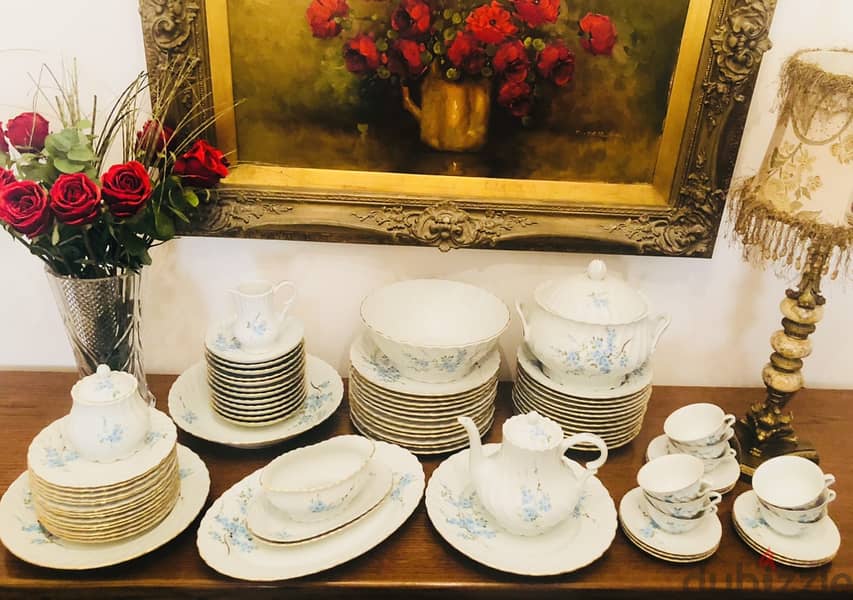 Very large dinner set for 18 persons 6