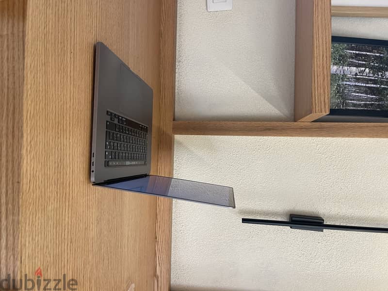 MacBook Pro 16" 2019 | Core i9 | 16GB RAM | 1TB SSD 2