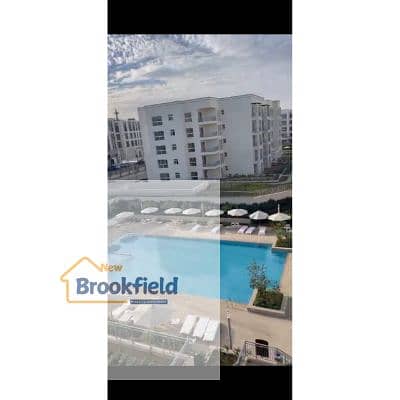 شقه للايجار التراسوبر لوكس فيو حمام سباحه فى بلوفيوز كمبوند ميفيدا اعمار Ultra Super Lux Apartment for Rent in Mivida Blue Views  Stunning Pool View