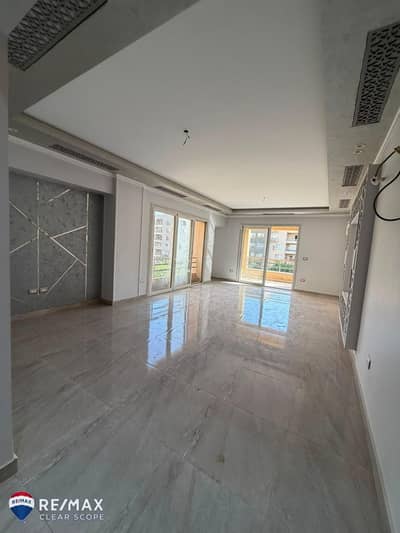 Apartment for Rent in the square  view landscape.
