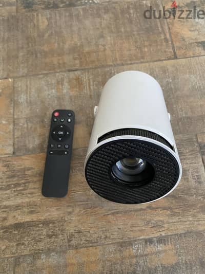 بروجكتر Hy 300 smart