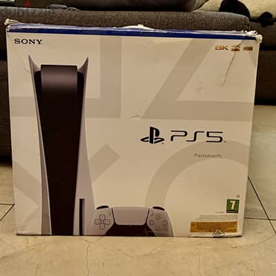 Play station 5 with CD 720