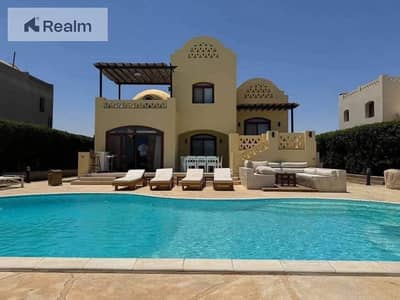 standalone villa with pool | lagoon view