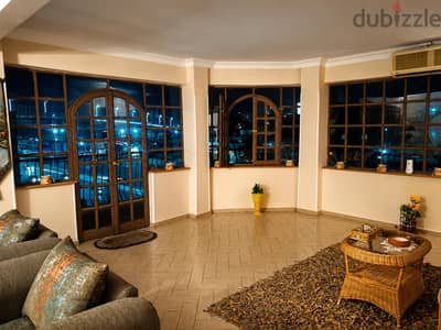 شقة 182 متر في ميدان سفير النزهة مصر الجديدة Heliopolis