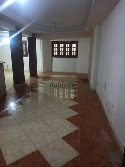 Apartment for sale, 150 sqm, with high-end (super-lux) finishing. Located on Al-Jamiaa Street in Zahraa Nasr City (private residential buildings), jus