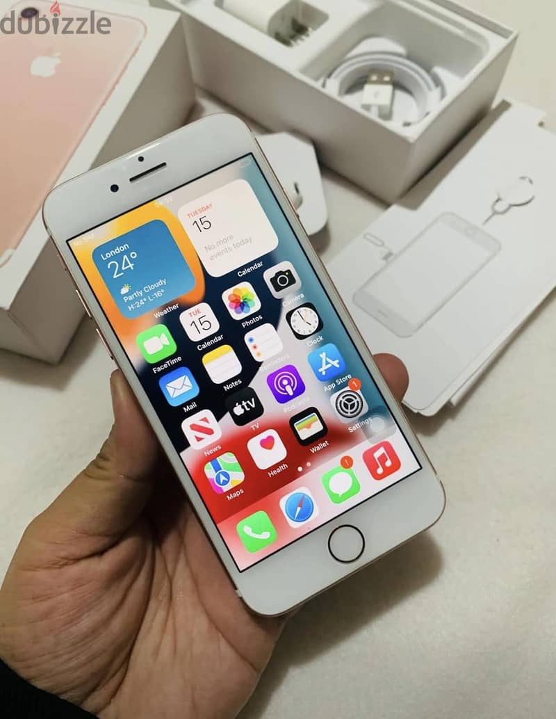 Apple - iPhone 7 9