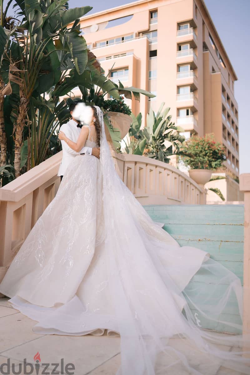 Selling Wedding dress 2