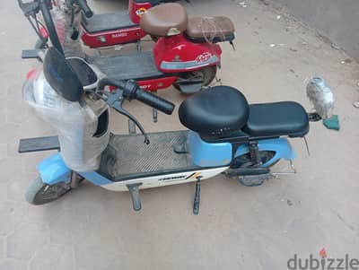 3 اسكوترات كهربائيه للبيع 450 وات
