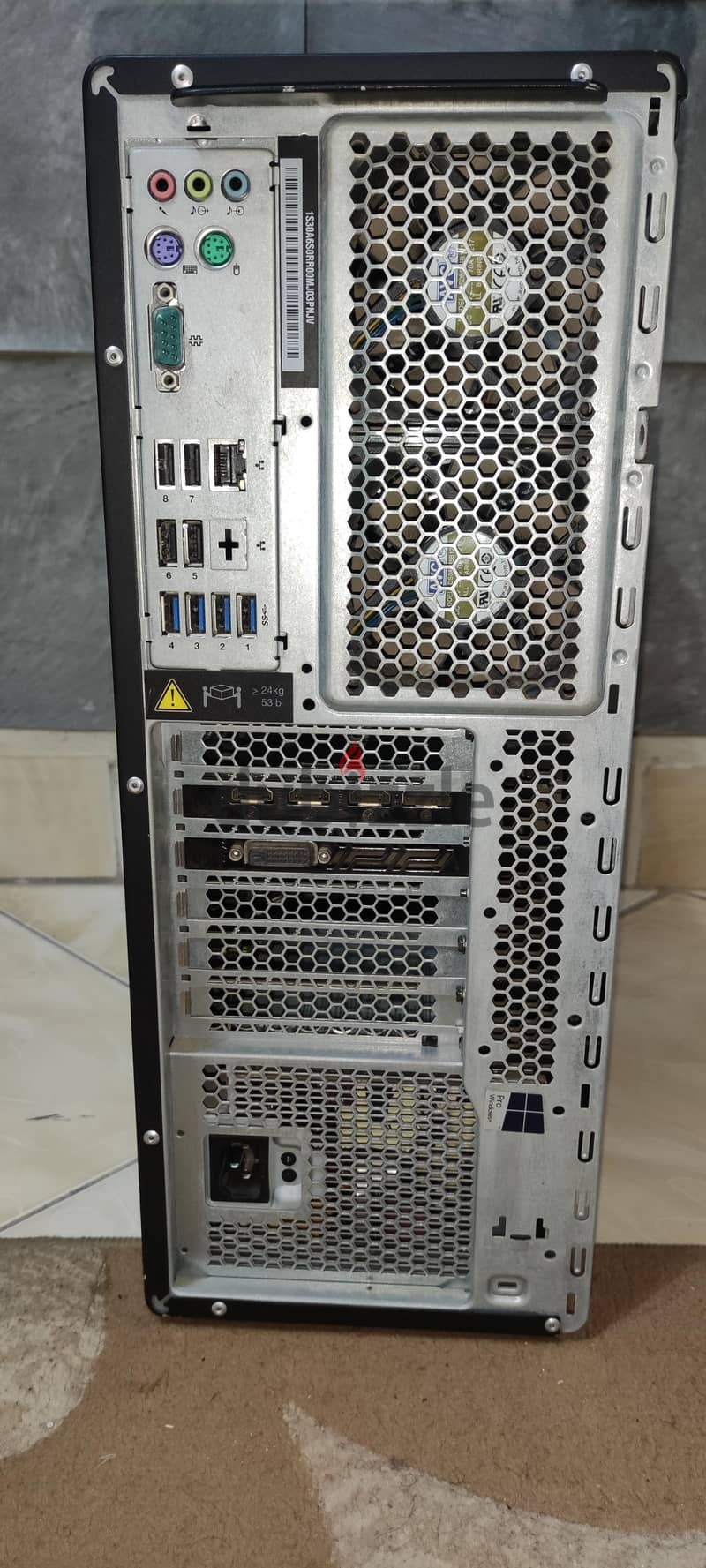 Lenovo workstation p500 3