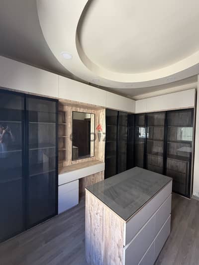 Dressing room