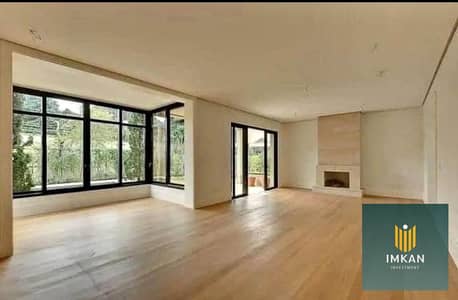 Apartment for sale in Sodic East (El Shorouk)—minutes from Madinaty and Al Rehab. Fully finished and ready for move-in. Available with a 1.5% down pay