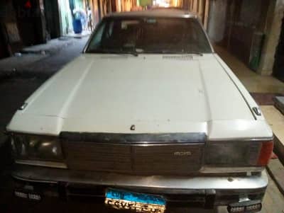 مازدا 929 1980