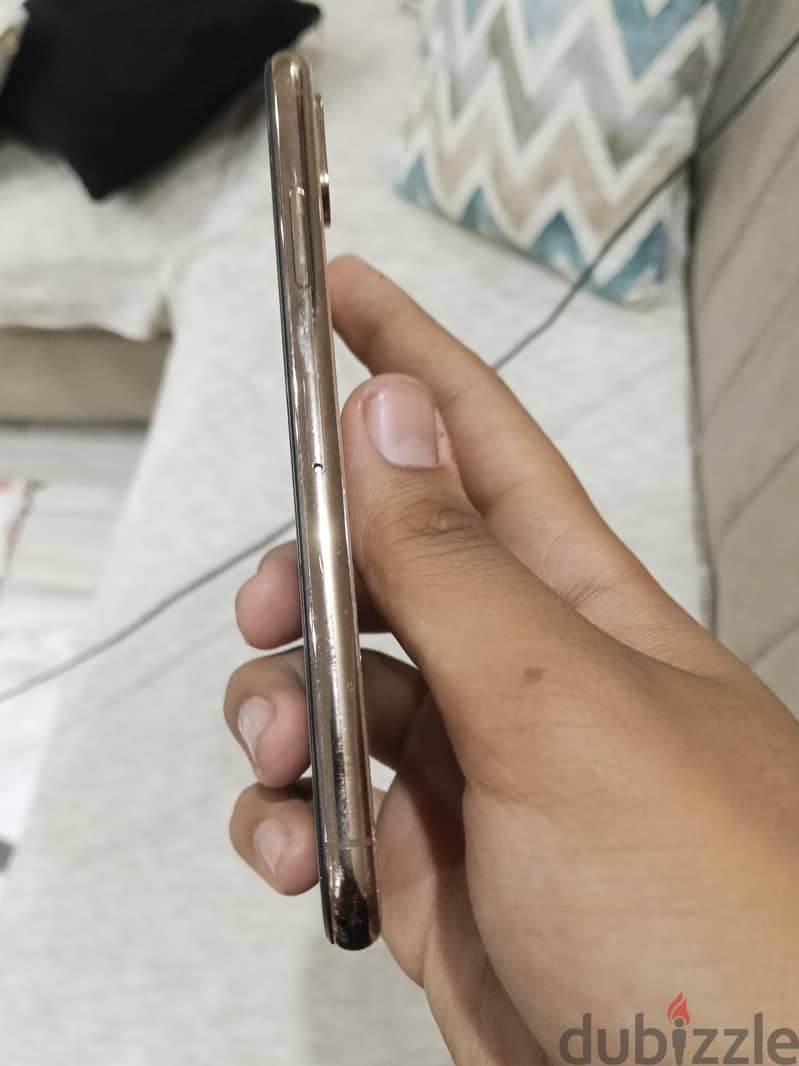 Apple - iPhone XS 1
