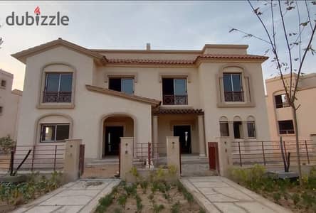 Distinct Twin House Villa Model E3 with the lowest down payment in a prime location