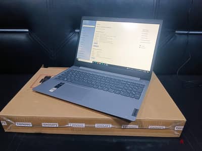 lenovo core i3 جيل عاشر بكارتين شاشة
