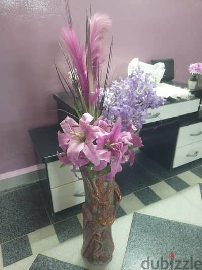 فازات ولوحات فنية