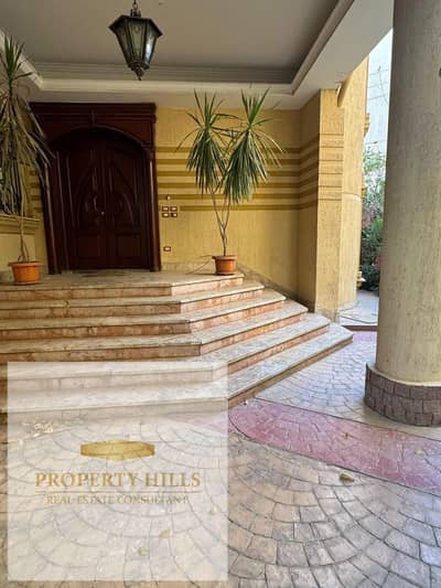 Let's go! A palace for sale in the Sakan compound (best location - immediate delivery) Viewing starts this week at less than the market price for quick execution behind the AUC. Let's go! A palace for sale in the Sakan compound (best location - immediate delivery) Viewing starts this week at less than the market price for quick execution behind the AUC.