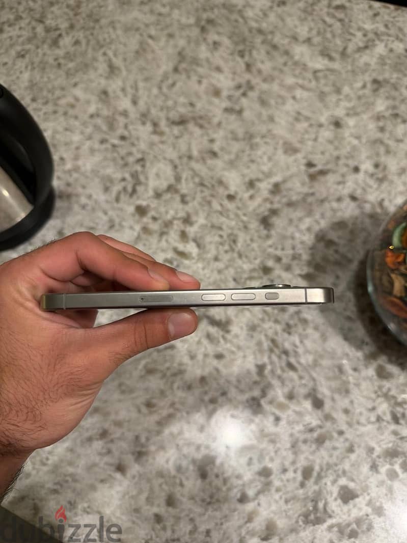 Apple - iPhone 15 Pro 6
