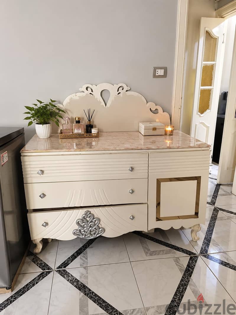 used bedroom 2