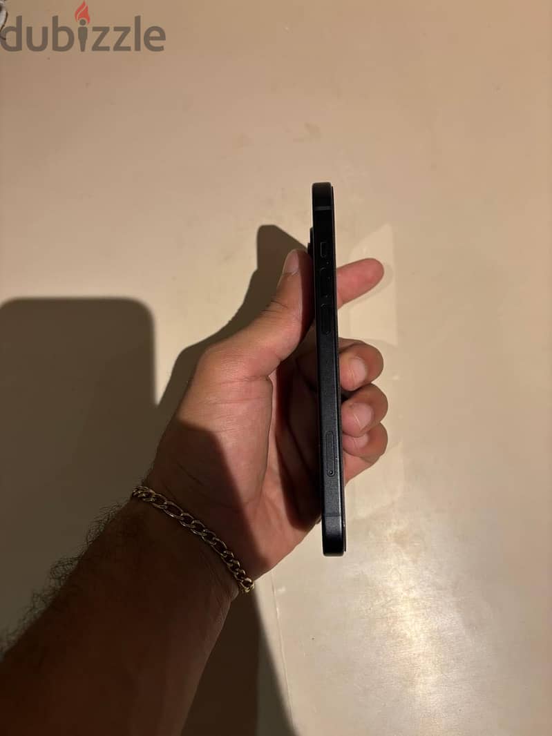 Apple - iPhone 15 1