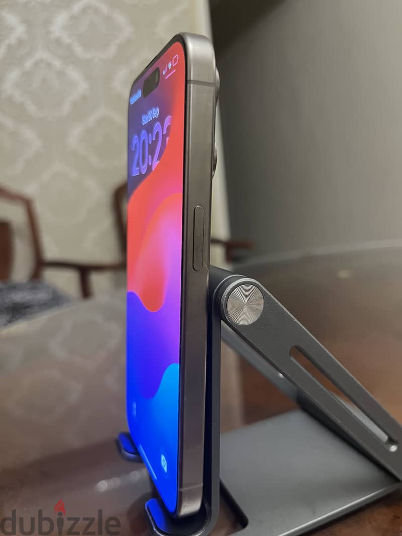Apple - iPhone 15 Pro 5
