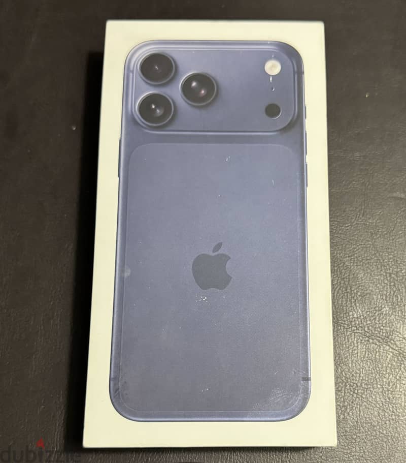 Apple - iPhone 17 Pro Max 1